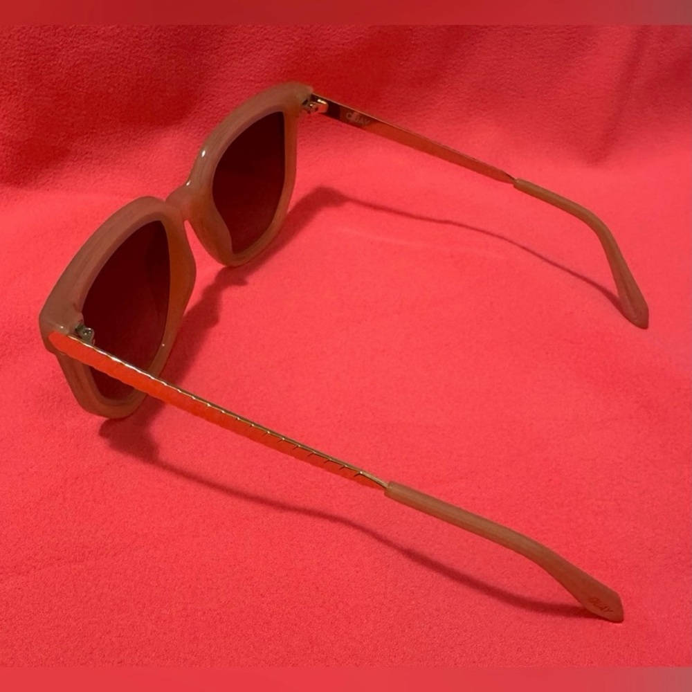 NEW RARE Quay Coffee Run Mini Pink Sunglasses - Picture 4 of 7